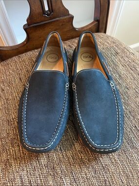 1901 Men's Dark Blue Suede Slip-On Loafers